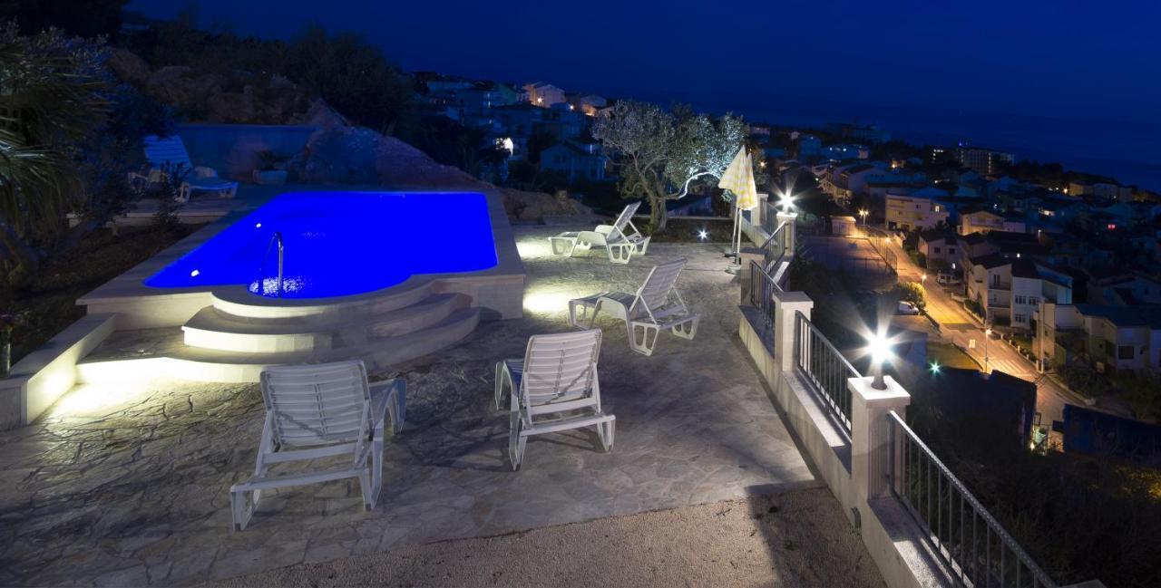 Family Friendly Apartments With A Swimming Pool Baska Voda, Makarska - 12442 Dış mekan fotoğraf