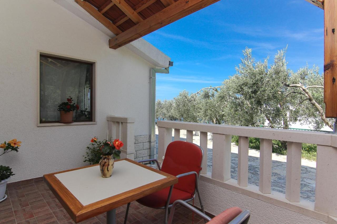 Family Friendly Apartments With A Swimming Pool Baska Voda, Makarska - 12442 Dış mekan fotoğraf