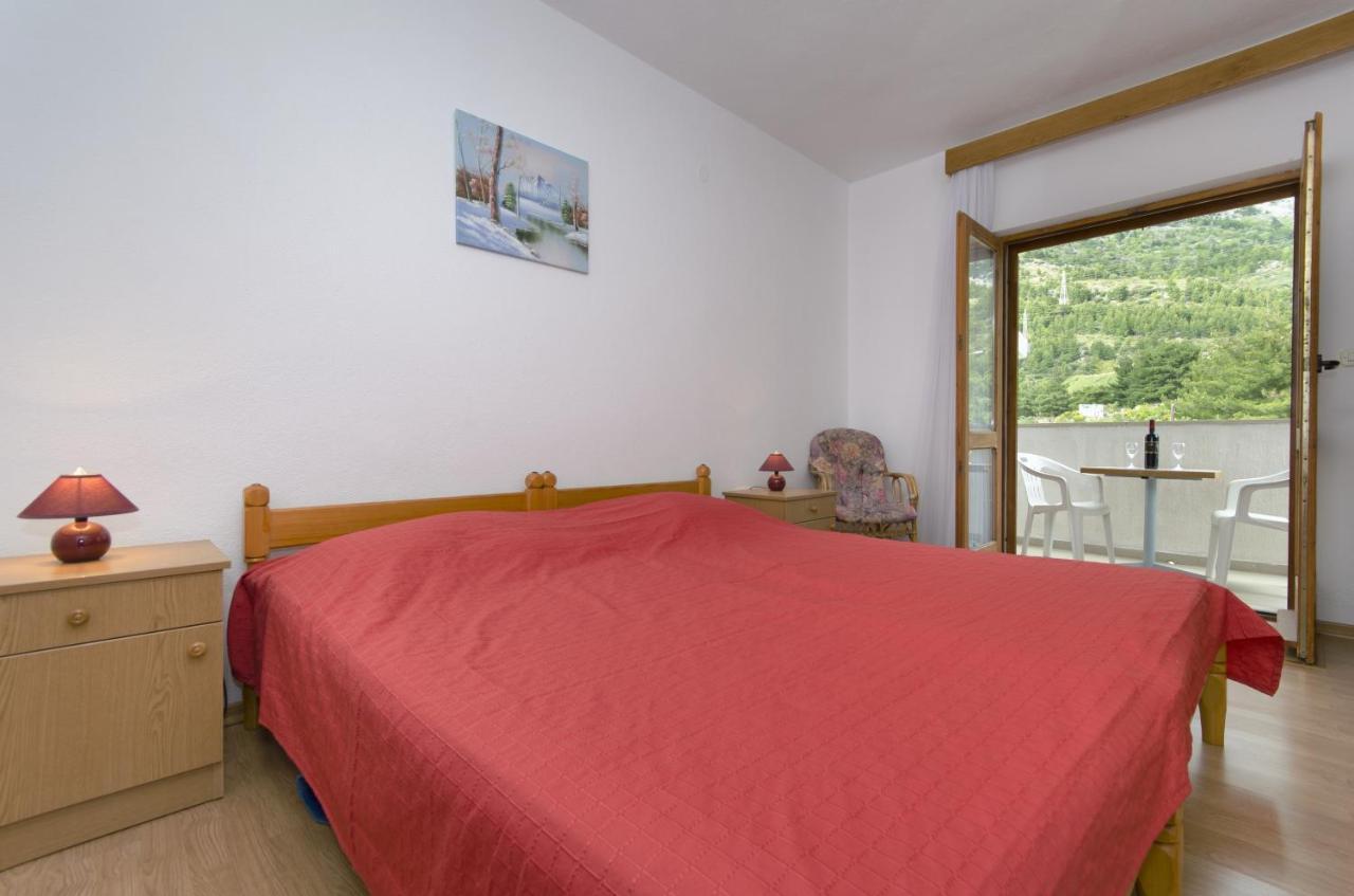 Family Friendly Apartments With A Swimming Pool Baska Voda, Makarska - 12442 Dış mekan fotoğraf