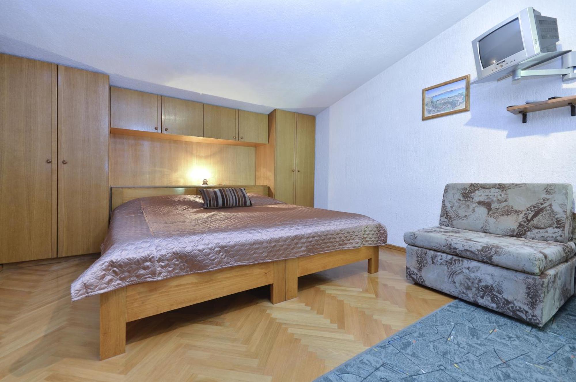 Family Friendly Apartments With A Swimming Pool Baska Voda, Makarska - 12442 Oda fotoğraf
